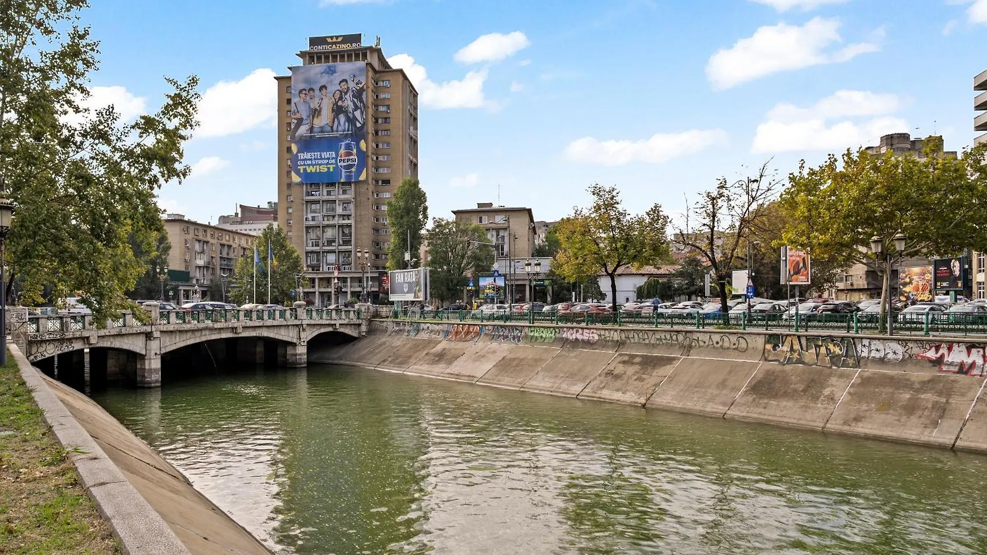 Garsoniera LUX Piata Natiunile Unite Apartment Bucureşti
