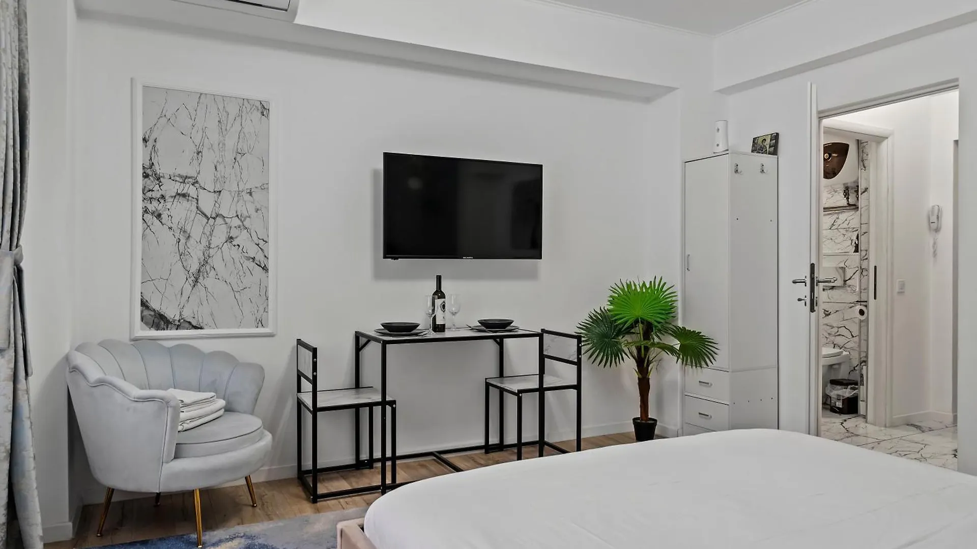 Garsoniera Lux Piata Natiunile Unite Διαμέρισμα Βουκουρέστι Ρουμανία
