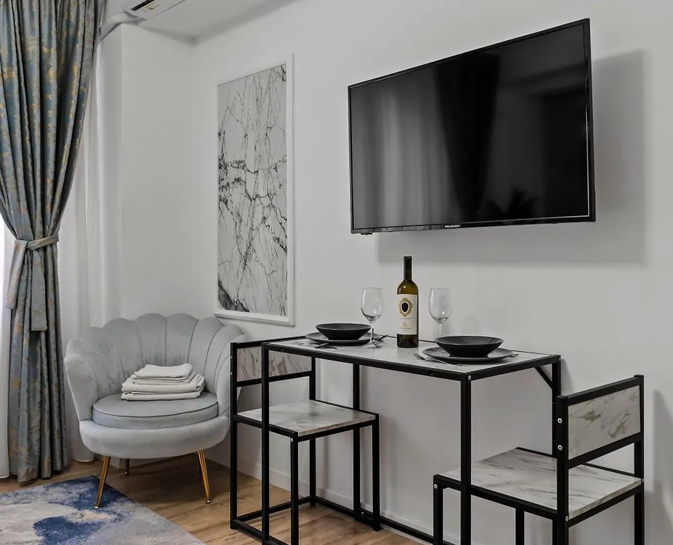 Garsoniera Lux Piata Natiunile Unite Διαμέρισμα Βουκουρέστι Ρουμανία